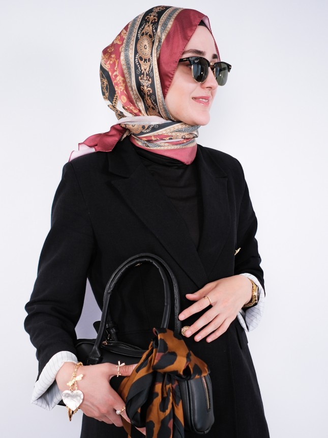 Vintage Motifli Saten Şal