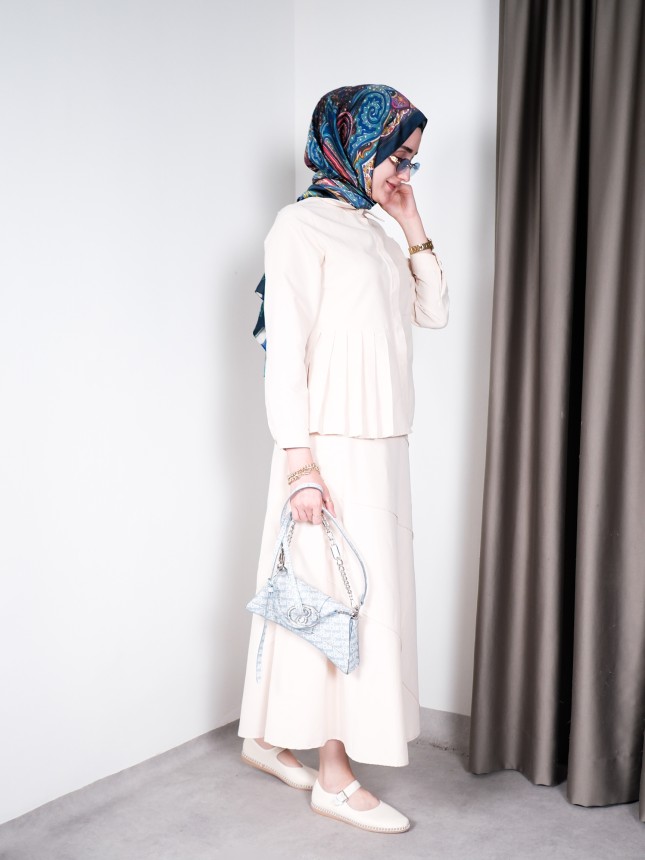 Pileli Yazlık Takım – Krem