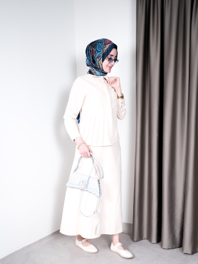 Pileli Yazlık Takım – Krem