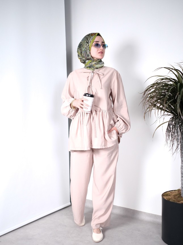 Kurdaleli Pantolon Takım – Bej