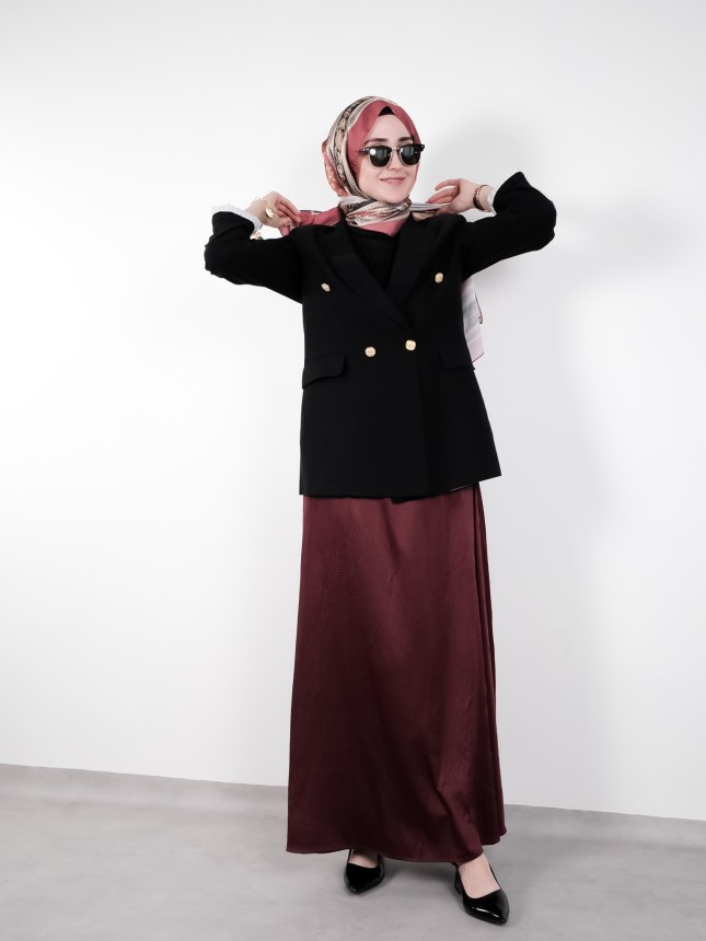 Gold Düğmeli Siyah Blazer Ceket