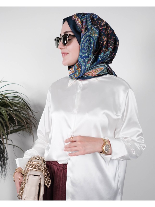 İnci Beyazı Saten Gömlek